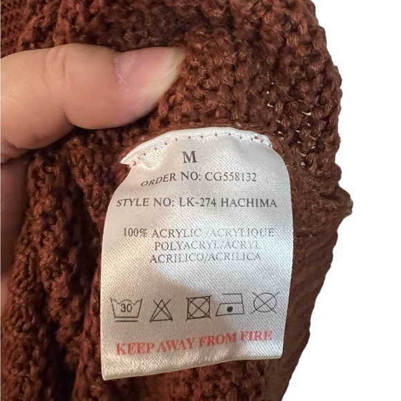 A Brave Soul sweater in brown and a size medium - Picture 4 of 6